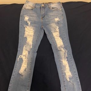 Fashion nova skinny ripped jeans